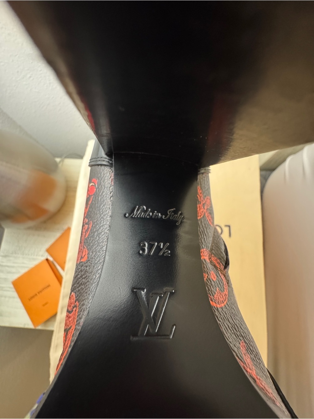 Louis Vuitton Limited Edition Catogram Star Trail Ankle Boots – Size 37.5 - Picture 12 of 12